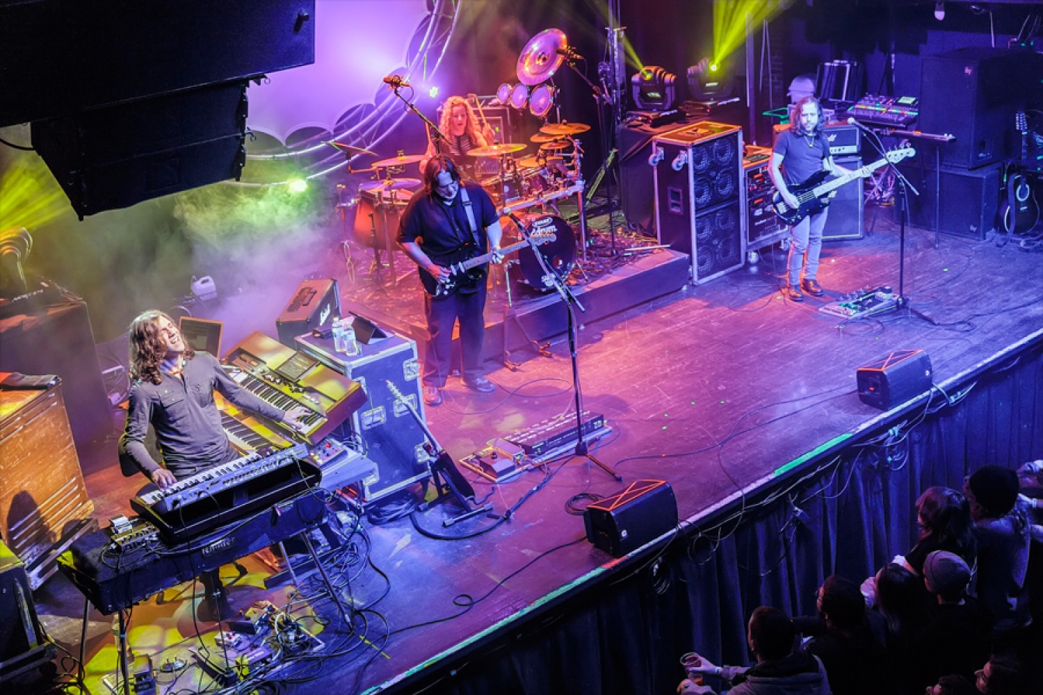 The Machine Performs Pink FloydShow The Lyric Theatre